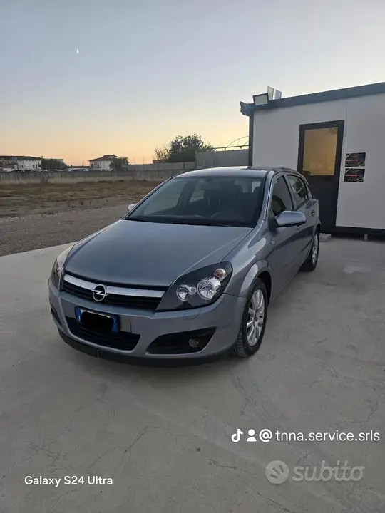 Opel Astra 2007 photo 2