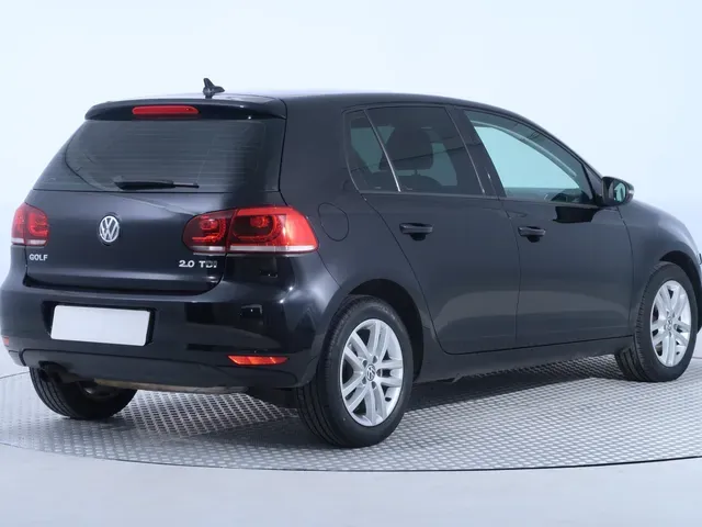 Volkswagen Golf 2012 photo 4