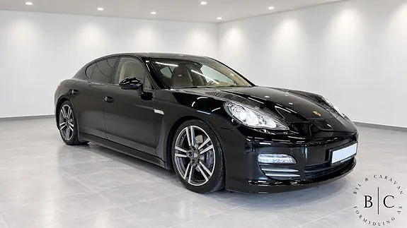 Porsche Panamera 4
