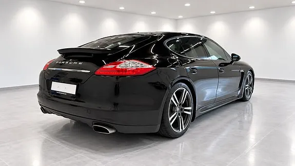 Porsche Panamera 4 2012 photo 3