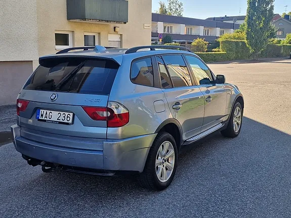 BMW X3 2004 photo 2