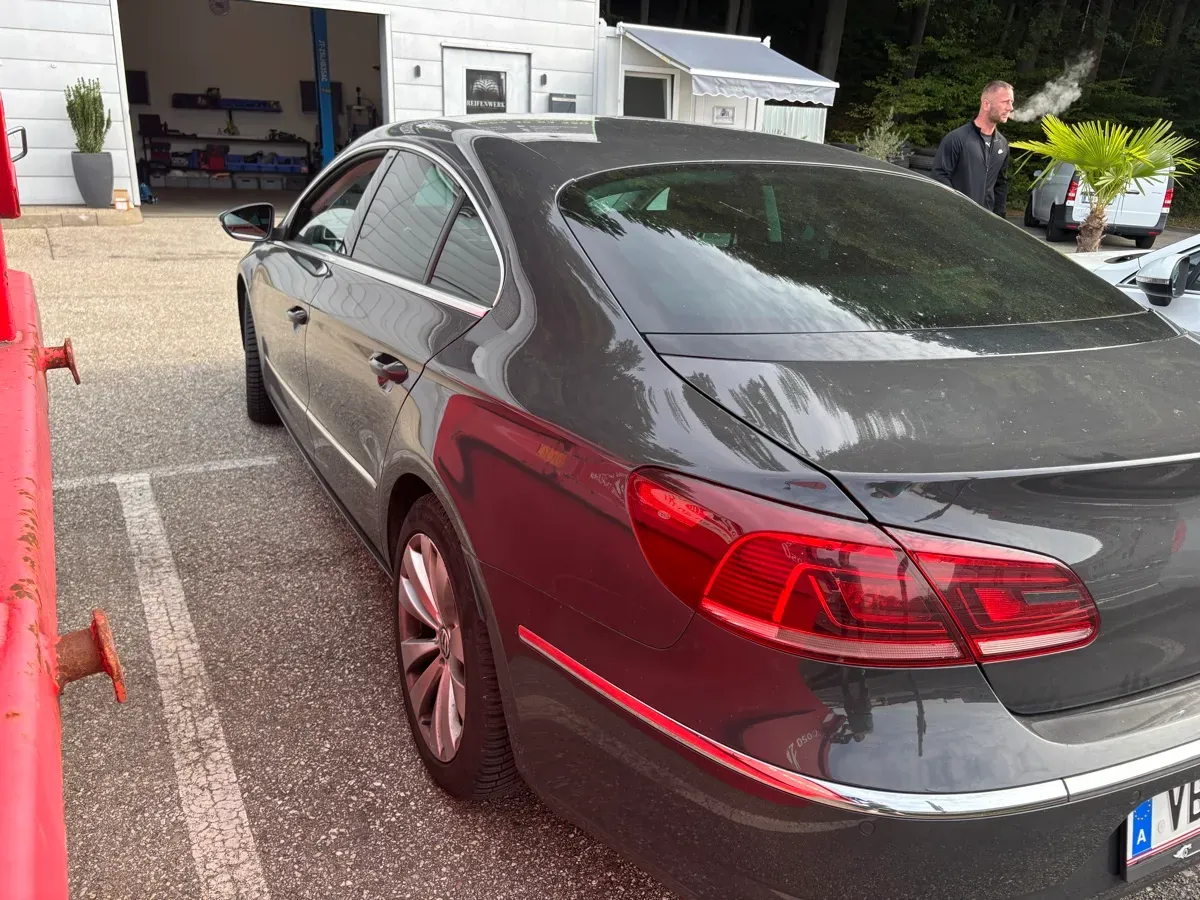 Volkswagen Passat Cc 2012 photo 2