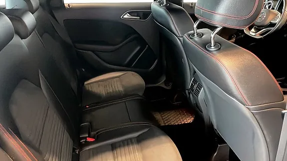 Mercedes-Benz B180 2016 photo 5
