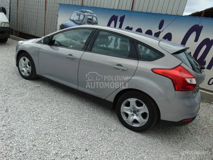 Ford Focus 2012 photo 3