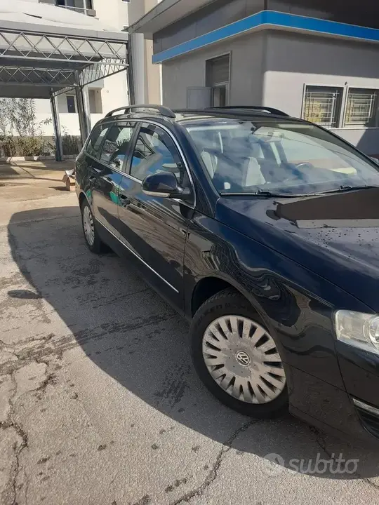 Volkswagen Passat 2009 photo 3