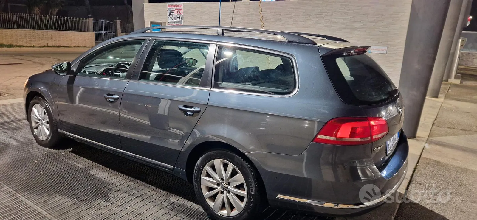 Volkswagen Passat 2012 photo 3