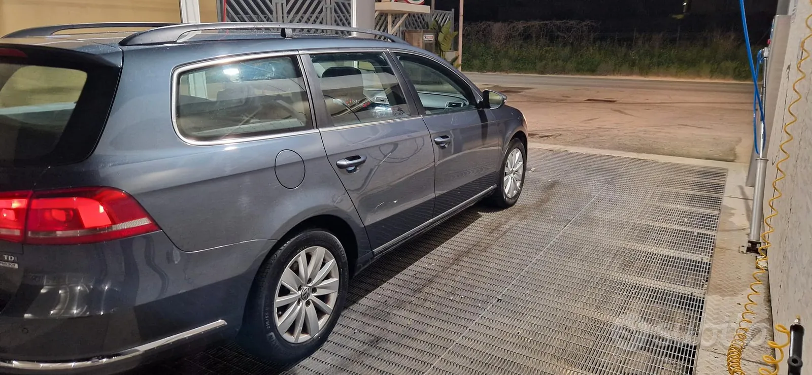 Volkswagen Passat 2012 photo 5