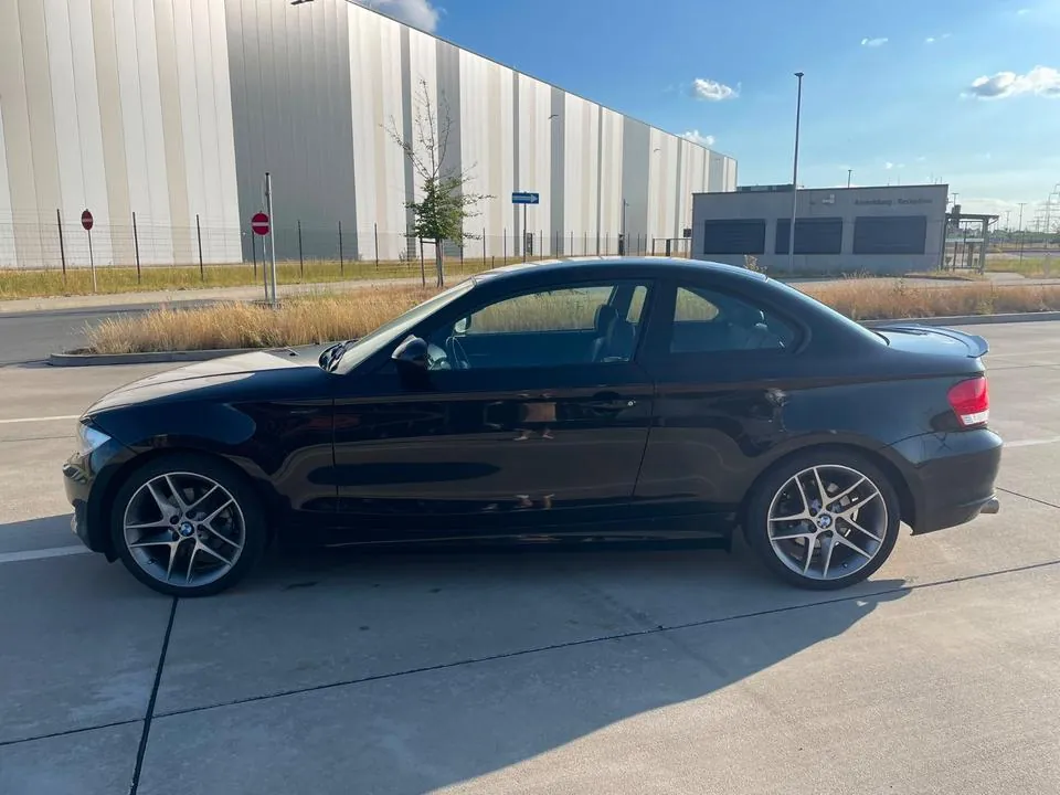 BMW 120I Coupe