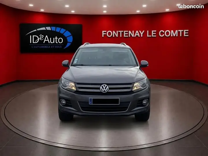 Volkswagen Tiguan 2012 photo 2
