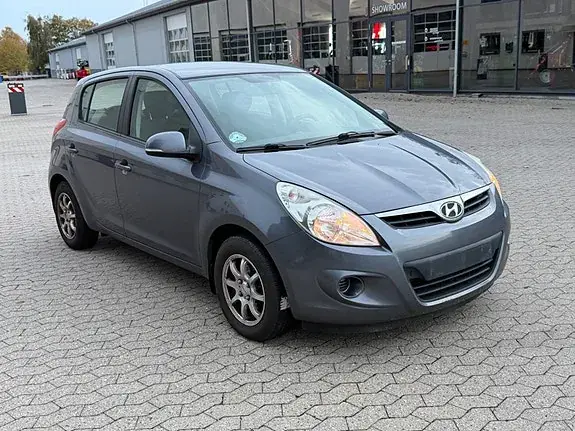Hyundai I20 2011 photo 3