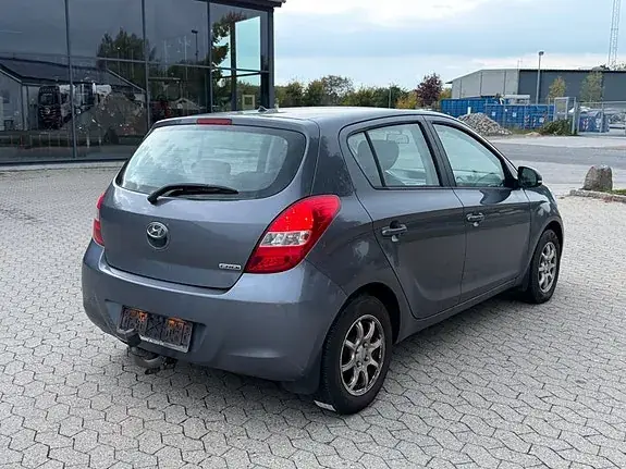 Hyundai I20 2011 photo 4