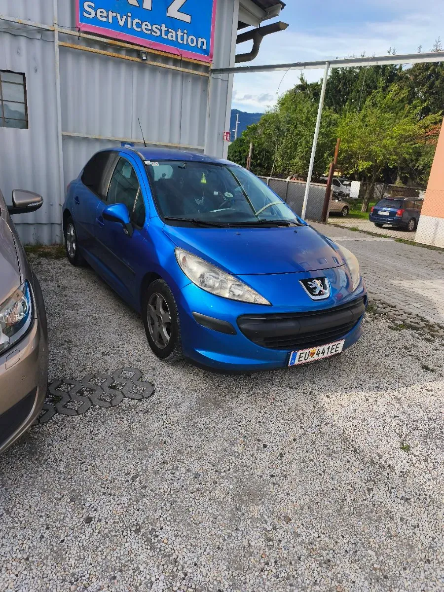 Peugeot 207