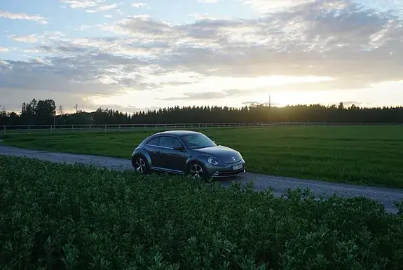 Volkswagen Beetle 2012 photo 2