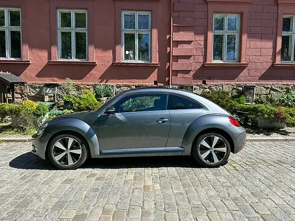 Volkswagen Beetle 2012 photo 3