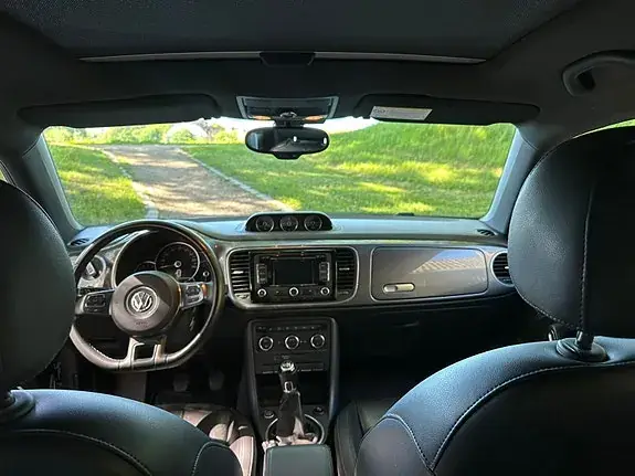 Volkswagen Beetle 2012 photo 4