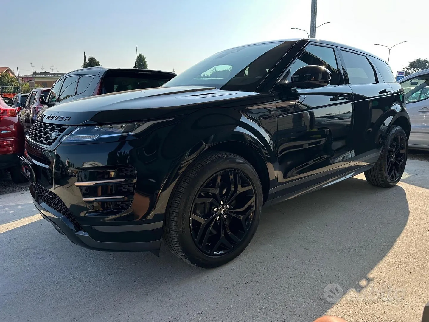 Land Rover Range Rover Evoque 2023 photo 4