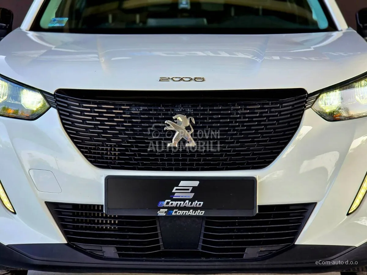 Peugeot 2008 2022 photo 4
