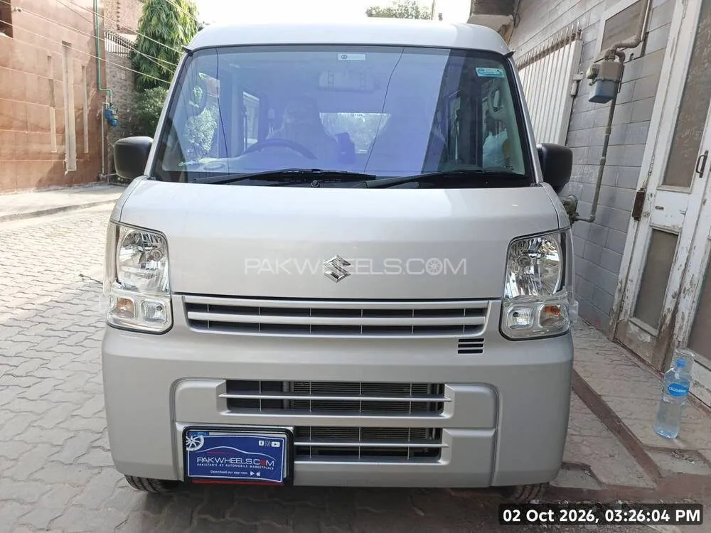 Suzuki Every 2025