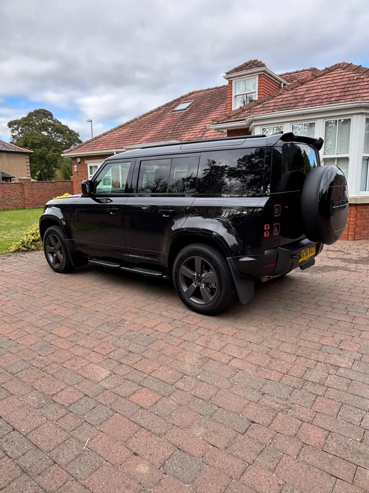 Land Rover Defender 110 2026 photo 4