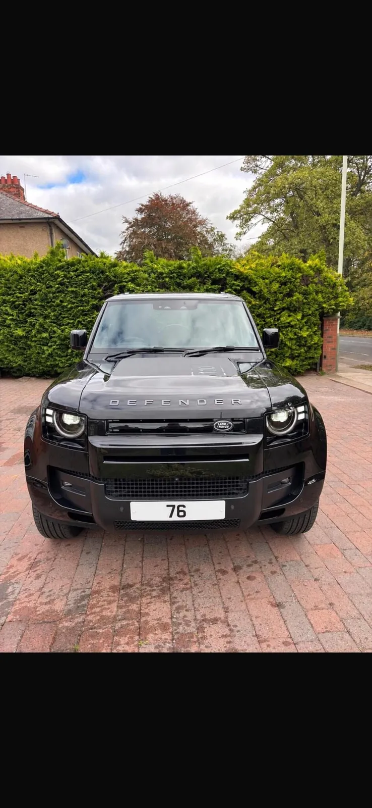 Land Rover Defender 110