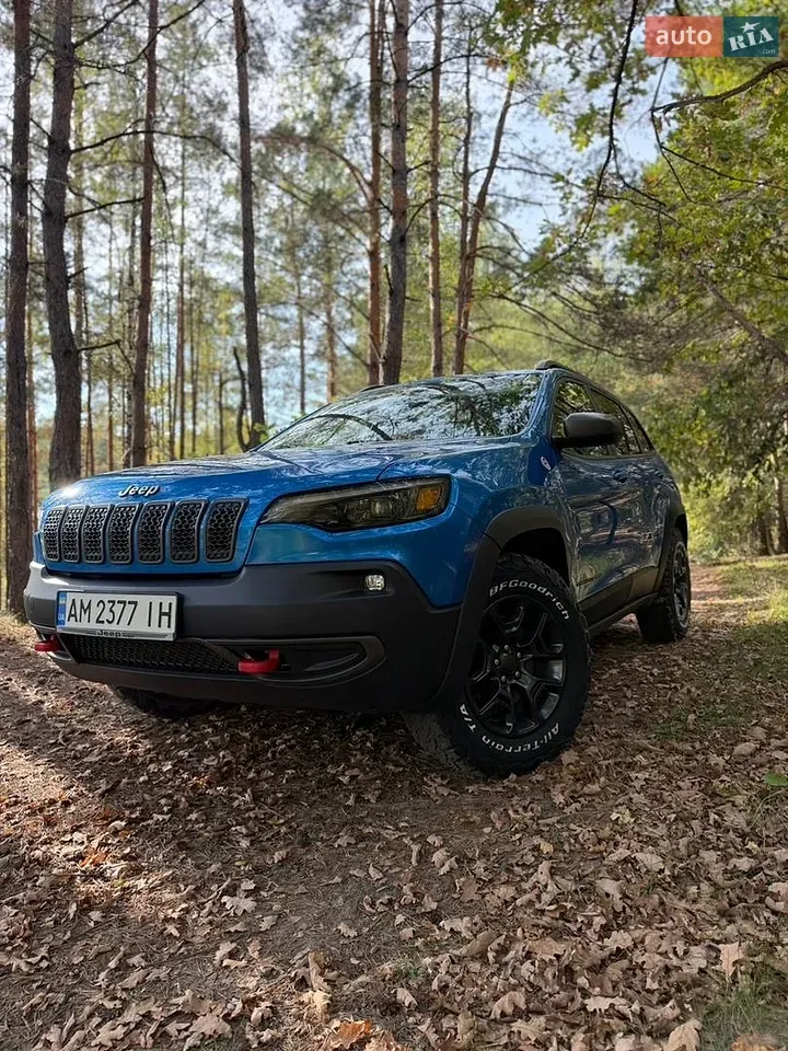 Jeep Cherokee 2019 photo 2
