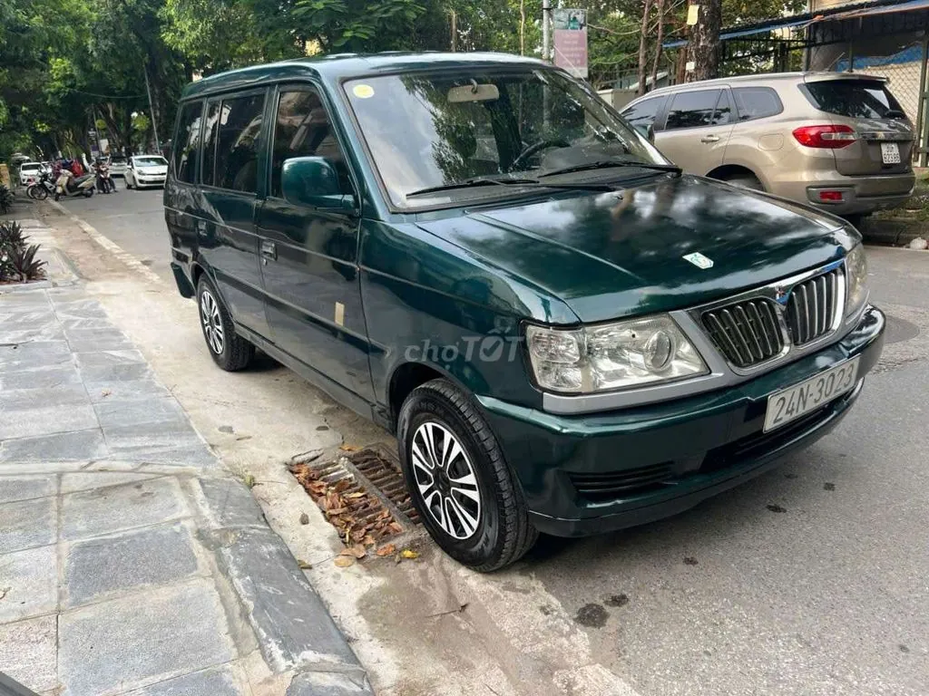 Mitsubishi Jolie 2003 photo 2