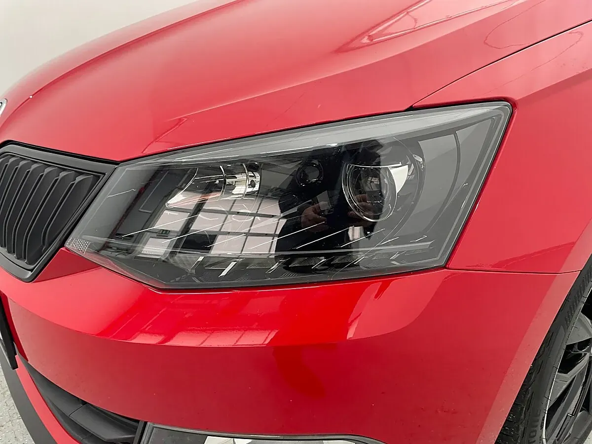 Skoda Fabia 2018 photo 3
