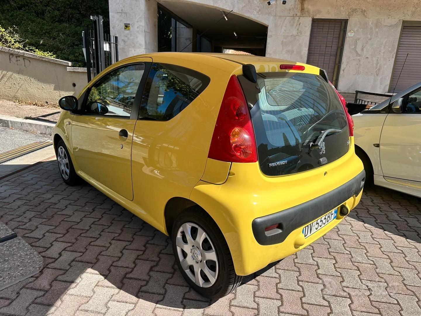 Peugeot 107 2009 photo 4