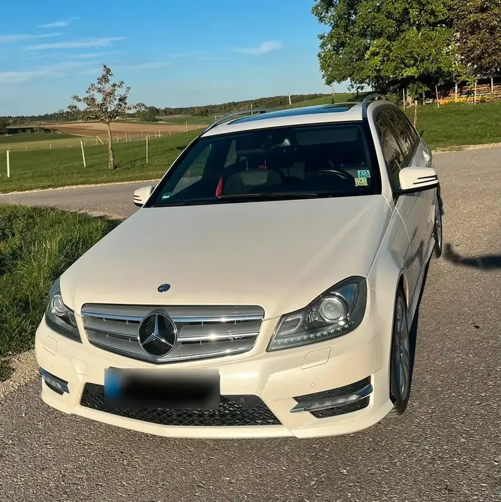 Mercedes-Benz W204