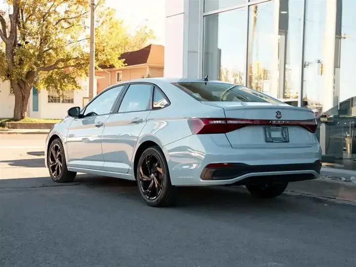 Volkswagen Jetta 2027 photo 4