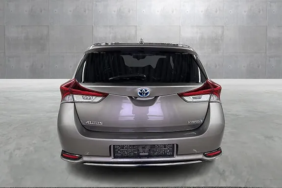 Toyota Auris 2018 photo 3