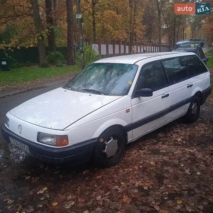 Volkswagen Passat 1991 photo 4