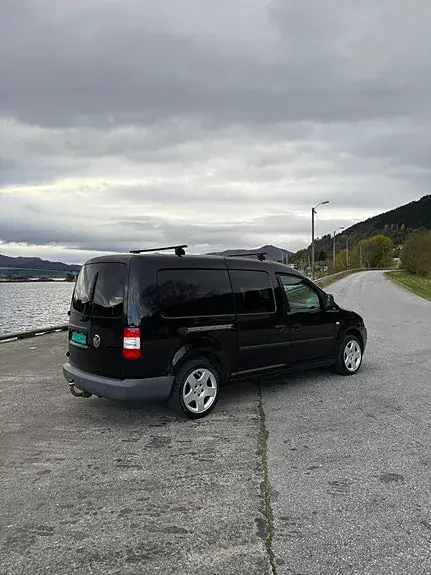 Volkswagen Caddy Maxi 2010 photo 4