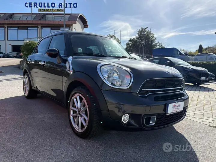 Mini Countryman 2015 photo 2