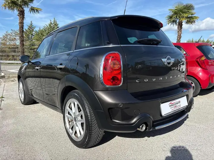 Mini Countryman 2015 photo 4