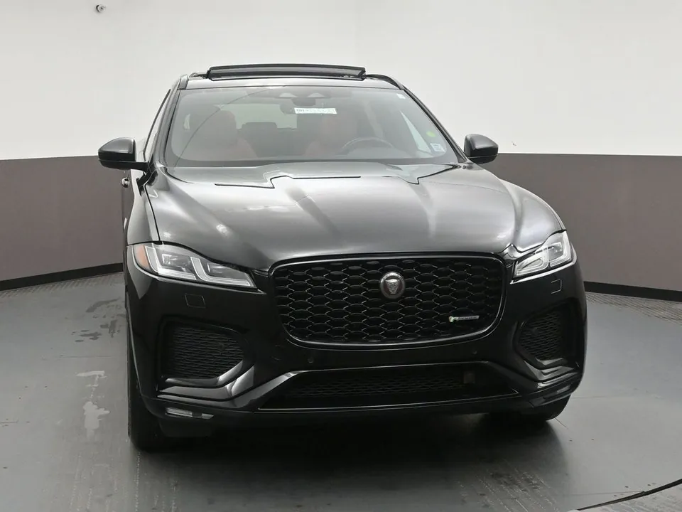 Jaguar F-Pace 2022 photo 2
