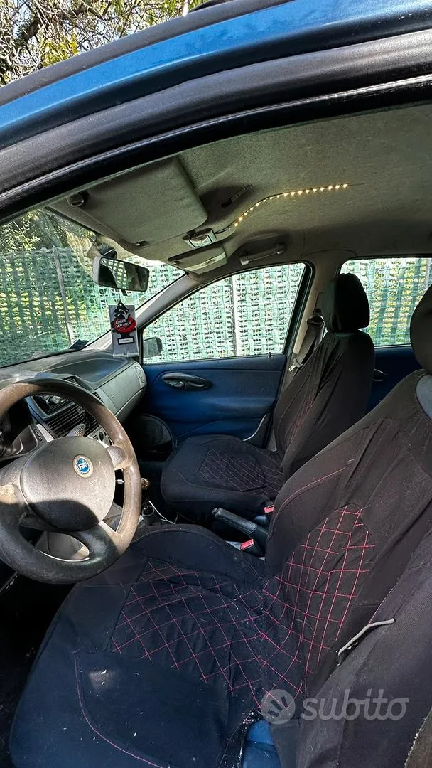 Fiat Punto 2004 photo 5
