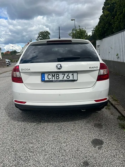 Skoda Rapid Spaceback 2014 photo 4