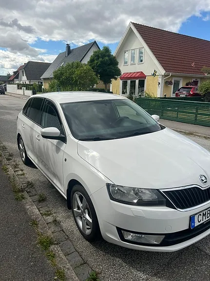 Skoda Rapid Spaceback 2014 photo 2