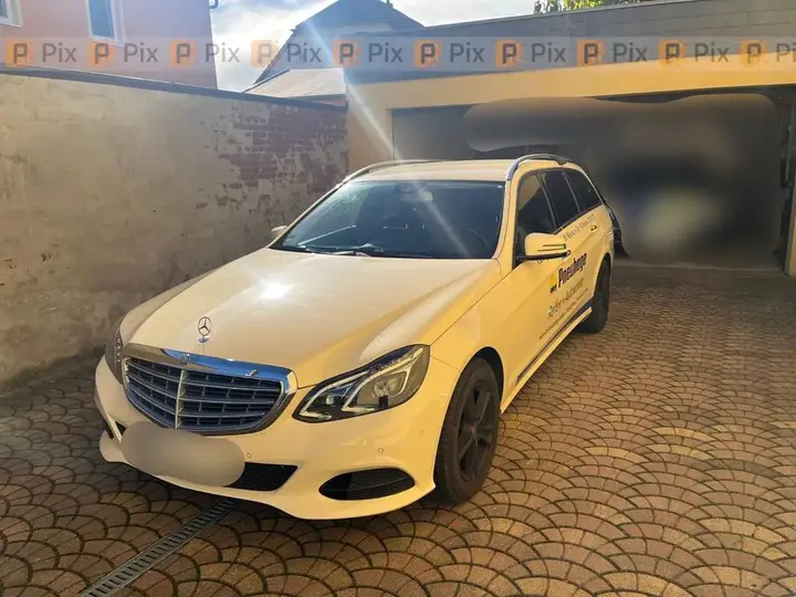 Mercedes-Benz E 200