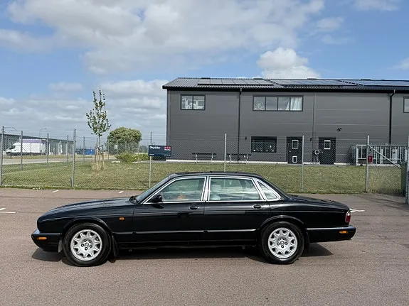 Jaguar Xj 1998 photo 2