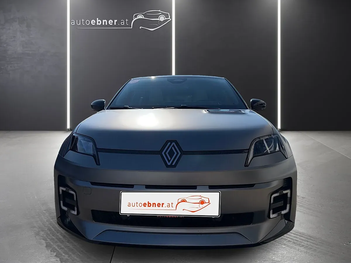 Renault R5 photo 2