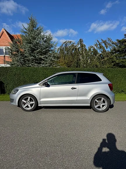 Volkswagen Polo 2012 photo 4