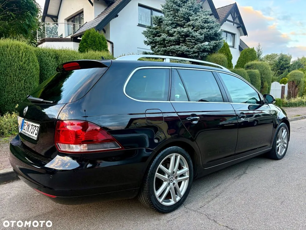 Volkswagen Golf 2010 photo 5
