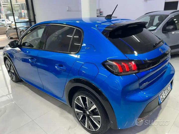 Peugeot 208 2021 photo 4