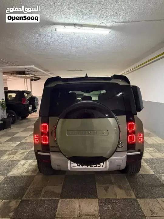 Land Rover Defender 2023 photo 4