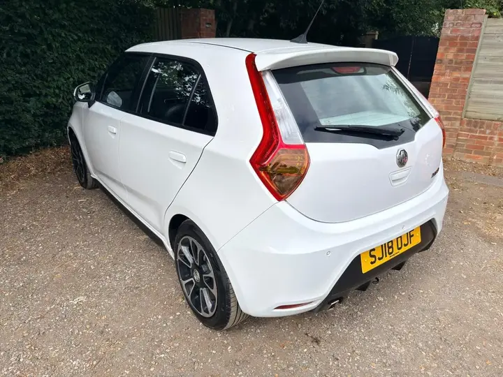 MG Mg3 2018 photo 2