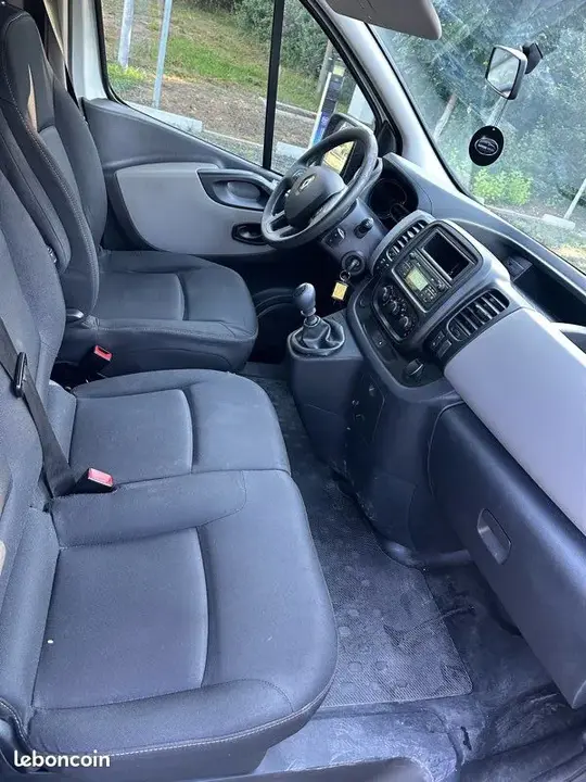 Renault Trafic 2017 photo 4