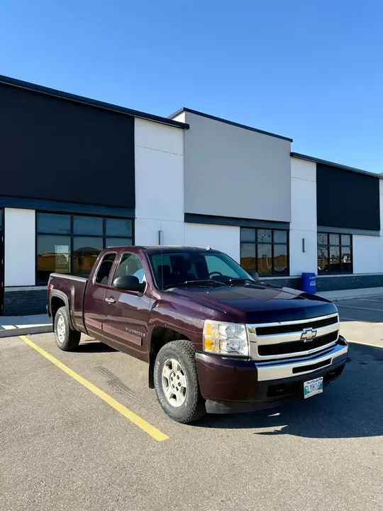 Chevrolet Silverado 1500 2009 photo 2