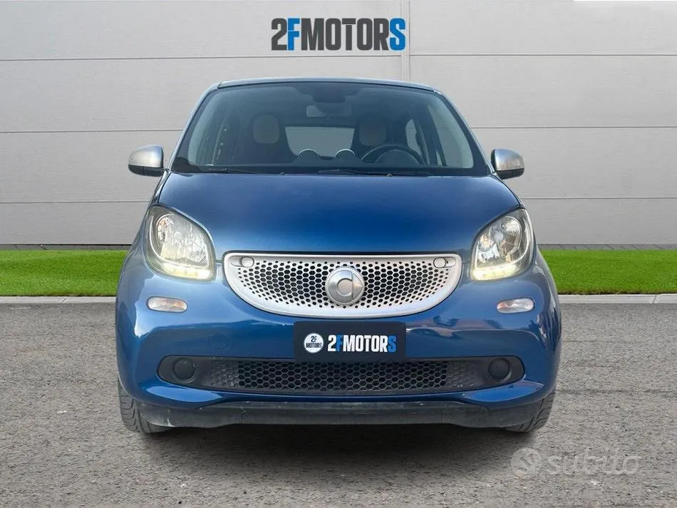 Smart Forfour 2015 photo 2